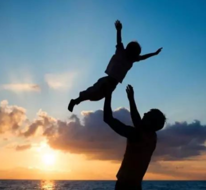 陪伴小孩成长是一种幸福的说说 陪伴孩子成长的唯美句子1