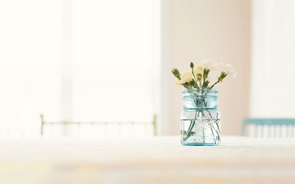 感到孤独时发的说说 愿漂泊的人都有酒喝愿孤独的人都能放歌2