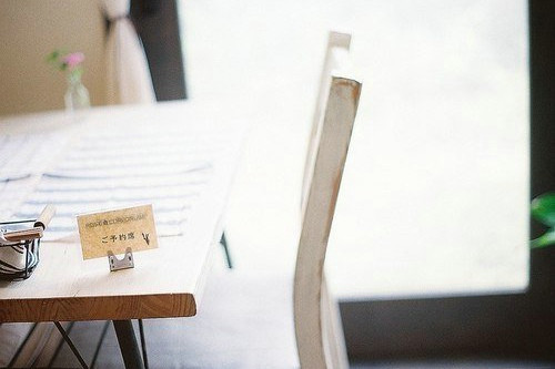 让人难过伤感爱情说说带图片 差一点就抱住他了我再睡一会儿试试12