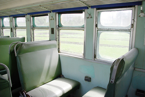 细读起来有些伤感的唯美说说 文字控会喜欢的文艺心酸说说1