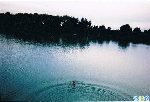 黄昏夜晚时感到惆怅的个性说说 忧郁沮丧时发的说说1