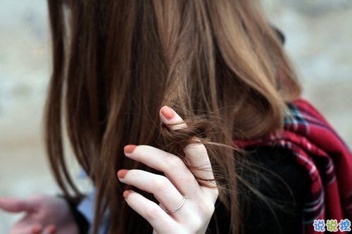 爱一个人爱到心累到想放弃的句子 我会冷暖自知更会好自为之2