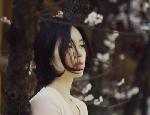 00后女生大爱的唯美文艺心情说说 她走了数千里路为的是死在你梦中2