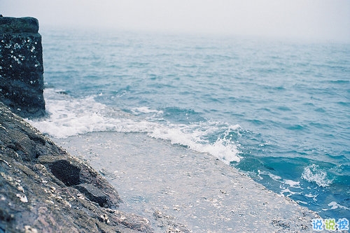 适合无聊适合发的心情说说 你是我流浪过的一阵风2