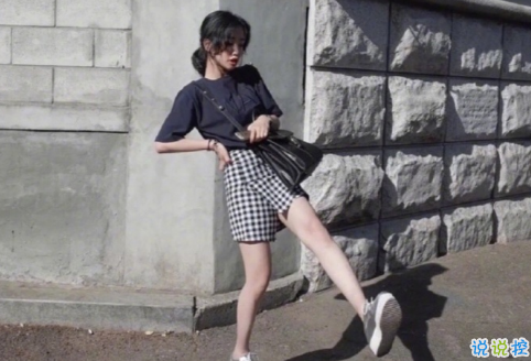 2018伤感爱情句子qq空间图片说说精选 不打扰是我最后的温柔5